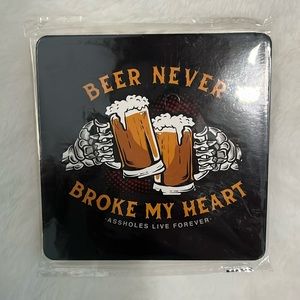 Five Coasters Set "Beer Never Broke My Heart" Skeleton Cheers Beers Design NWT